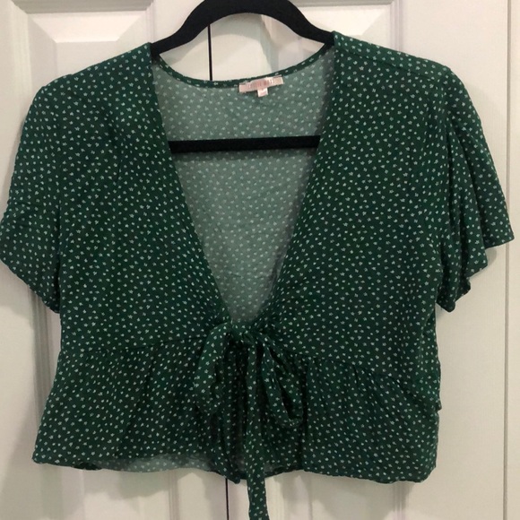 PacSun Tops - Pacsun Green Tie Front Top